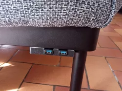 USB Support Sofa