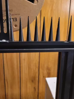 Anti-bird landing strip for 2020 aluminum extrusion frame