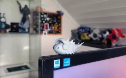 Hive Worm with headphones