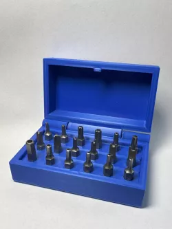 Modular Box with hinge and latch for 18 bits