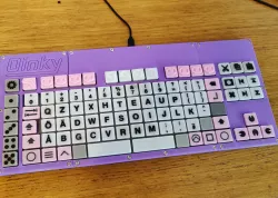 Choc Low Keycaps and Oinky keyboard