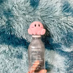 KIRBY BOTTLE CAP