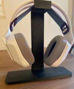 Modern headphone stand 
