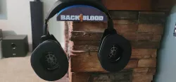 Under desk headphone mount