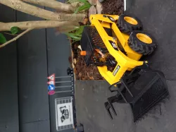 bruder skid steer grapple bucket  magomhmc