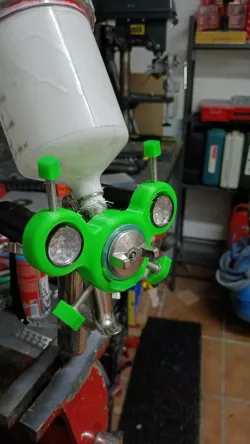 flashlight holder for paint spray gun