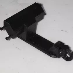 FMS ATLAS 6x6 NATO heavy duty rear hitch with locker, fitted on chassis