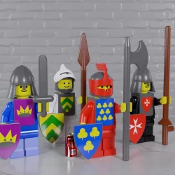 Fully Articulated Classic Lego Knights Maxifig -- Snap-Fit or Magnetic