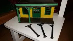 Playmobil 1976 western house center and corner pillars