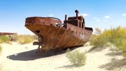 Sand Ship H.E.S. Rusti boi!