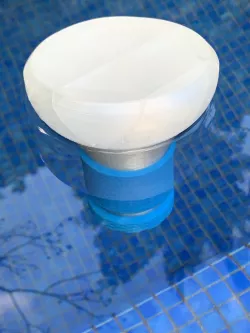 SMALL CHLORINE DOSING FLOAT