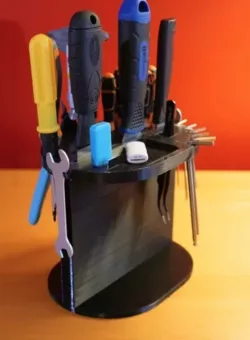 Tool holder