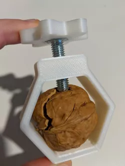 Vise nutcracker
