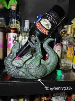 Winosaurus Rex