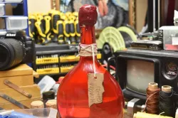 D4 for floating DND potion bottle roller