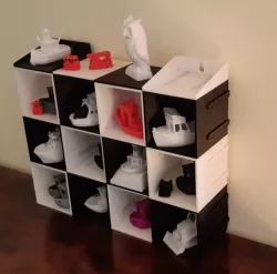 Pluggable mini shelf