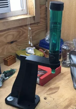 Powder Throw Stand