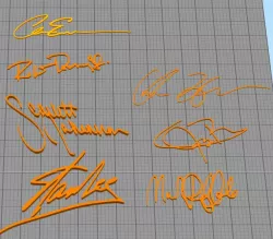 SIGNATURES AVENGERS COLLECTION