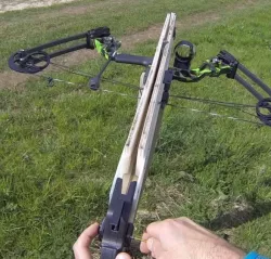 Sliding repeating bow