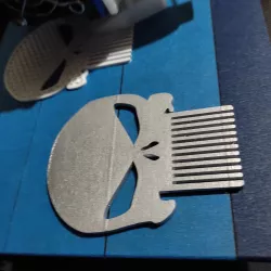 The Punisher Comb - Skull