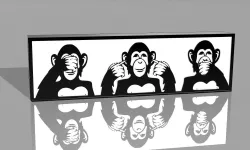 Three wise monkeys lamp
