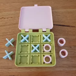 Tic Tac Toe in a box (Noughts and crosses)