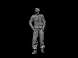 WW2 GERMAN TANK CREW IN STANDING POSE