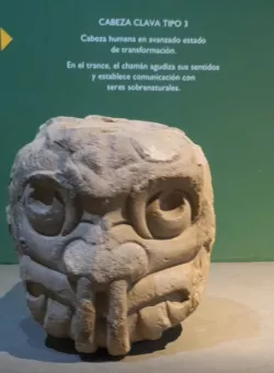 CAbeza nail chavin type 3