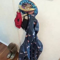 Coat Holder With Shelf