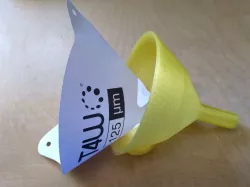 Funnel for resin filter