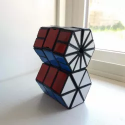 Hexagonal prism plus twisty puzzle