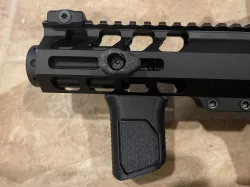 MLOK stubby grip AFG