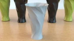 Polygon Vase 05