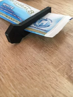 tube press