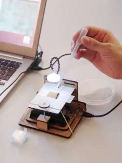 Webcam Microscope Stage