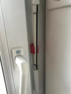 Crank support for roller shutter/awning