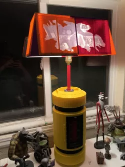 Scream Canister Lamp and Shade