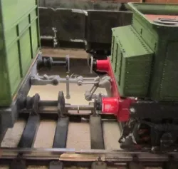 screw coupling for 1/32° scale wagon