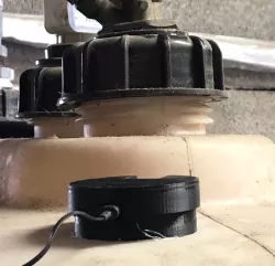 Tank level sensor support