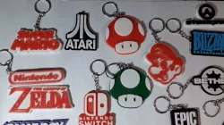 50 KEYCHAIN GAMES / 50 KEYCHAIN GAMES AND SONSOLAS /