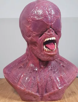 alien bust