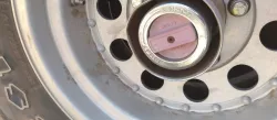Ford Bronco 1988 4x4 locking hubs