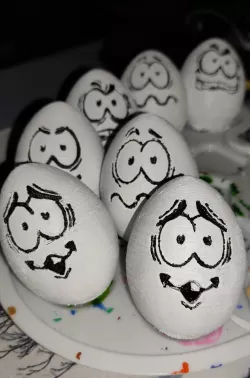 Huevo riendo / laughing egg