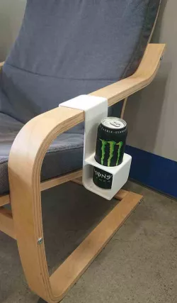 IKEA POÄNG