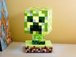Minecraft Creeper lamp