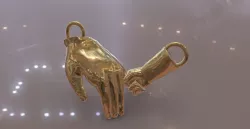 Pendant Hand (mom/dad and baby)