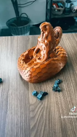 Supportless Baby Dragon Dice Tower