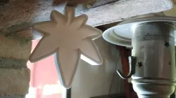 Weed Leaf Shaped Ashtray