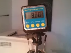 RC Helicopter pitch gauge holder