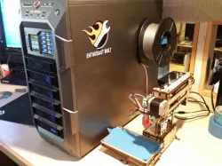 SPOOLR - A vertically printable spool hanger for your computer!